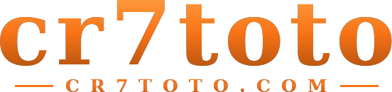 cr7toto logo